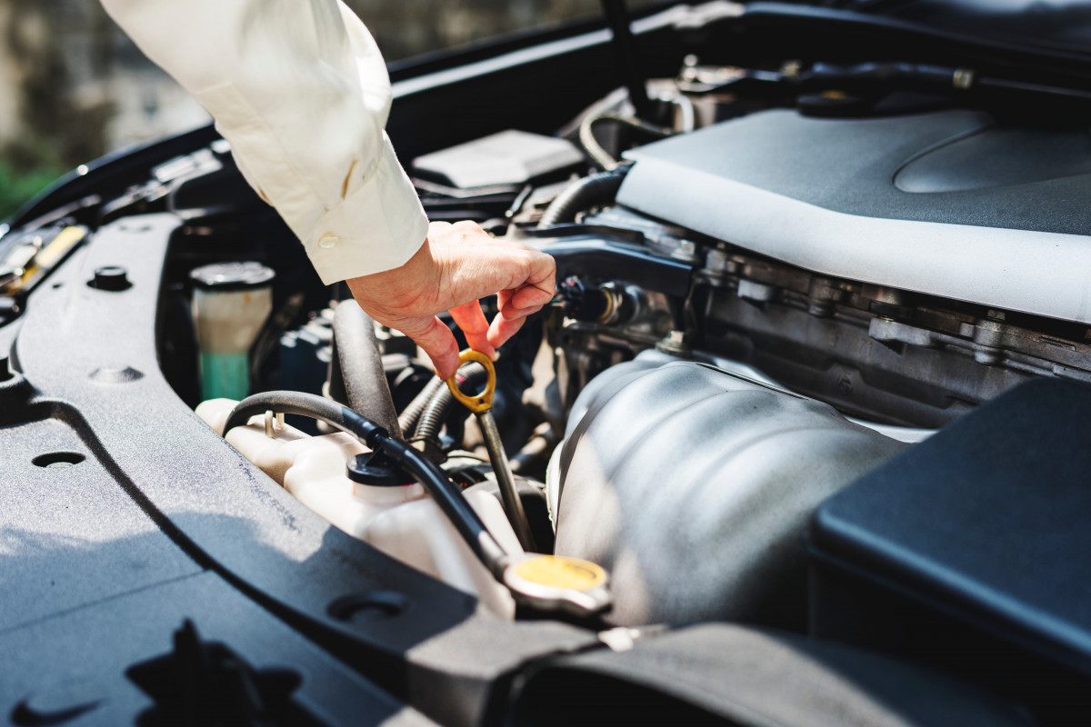 A Step-by-Step Guide to Changing Your Car's Oil