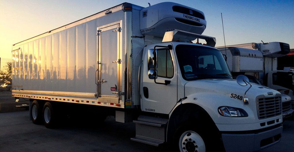5 Reasons To Hire A Refrigerated Truck