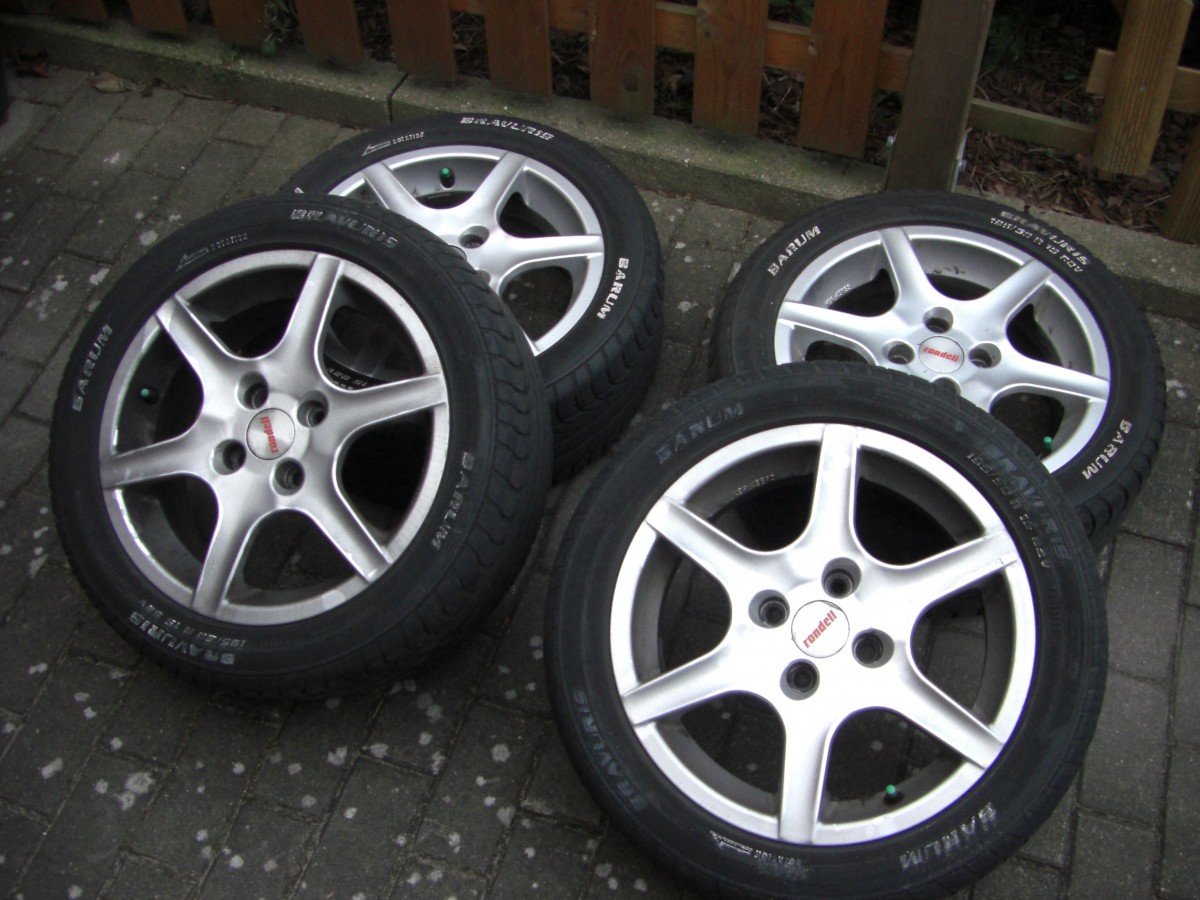 Alloy wheels